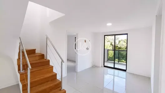 Cobertura com 3 Quartos à venda, 146m² no Itaipava, Petrópolis