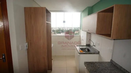 Apartamento com 1 Quarto para alugar, 26m² no Vila Santo Antônio, Maringá