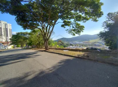 Lote/Terreno à venda, 760m² no Vila Togni, Poços de Caldas