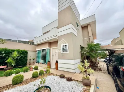 Sobrado com 3 Quartos à venda, 228m² no Jardim Carvalho, Ponta Grossa