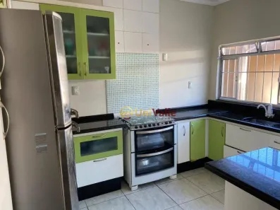 Casa com 3 Quartos à venda, 130m² no Jardim Gurilândia, Taubaté