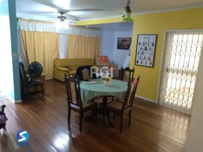 Casa com 3 Quartos à venda, 299m² no Jardim do Salso, Porto Alegre