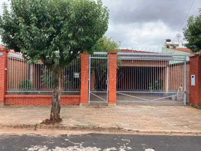 Casa com 3 Quartos à venda, 300m² no Jardim das Estações (Vila Xavier), Araraquara
