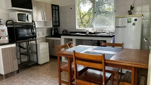 Imóvel Comercial com 15 Quartos à venda, 400m² no Pantanal, Florianópolis