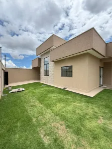 Casa com 3 Quartos à venda, 135m² no Jardins Marselha, Aparecida de Goiânia