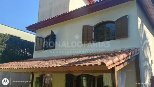Sobrado com 4 Quartos à venda, 240m² no Interlagos, São Paulo