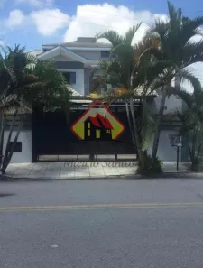 Sobrado com 3 Quartos à venda, 180m² no Parque Aeroporto, Taubaté