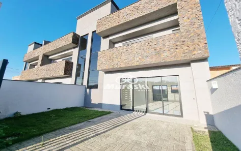 Sobrado com 3 Quartos à venda, 163m² no Guaratuba, Guaratuba