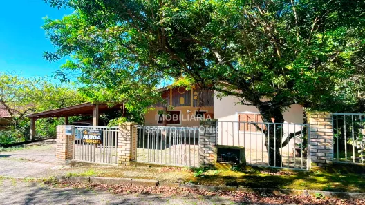 Casa de Condomínio com 2 Quartos à venda, 124m² no Cacupé, Florianópolis