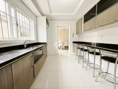 Casa com 4 Quartos à venda, 200m² no Estância Velha, Canoas
