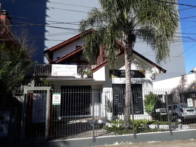 Imóvel Comercial com 4 Quartos à venda, 457m² no Centro, Caxias do Sul