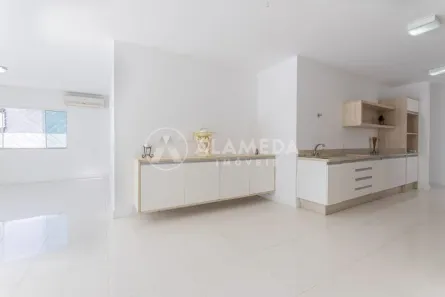 Casa com 4 Quartos à venda, 490m² no Praia dos Amores, Balneário Camboriú