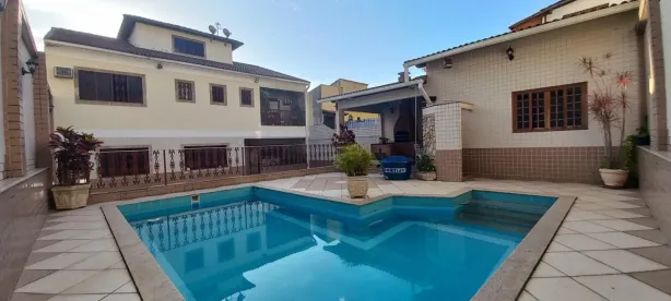 Casa com 4 Quartos à venda, 254m² no Jardim Sulacap, Rio de Janeiro