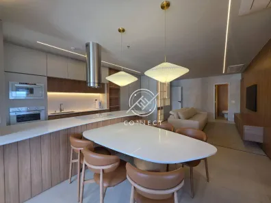 Apartamento com 2 Quartos para alugar, 105m² no Jardim das Acácias, São Paulo
