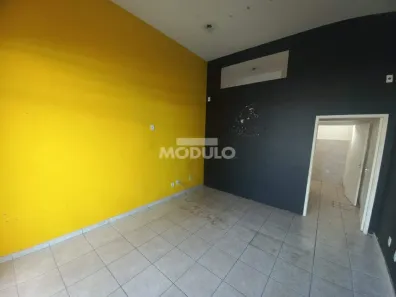Ponto Comercial para alugar, 60m² no Centro, Uberlândia