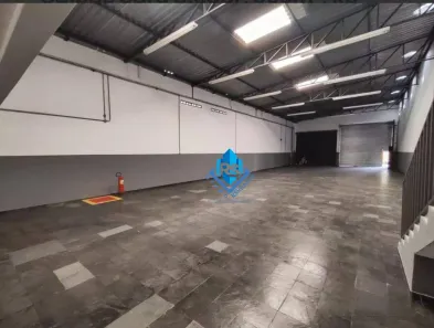 Galpão/Depósito/Armazém para alugar, 350m² no Jardim Bom Pastor, Santo André