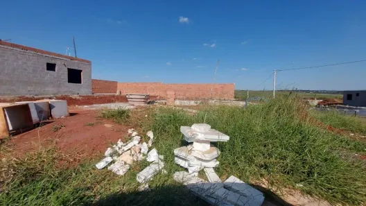 Lote/Terreno à venda, 280m² no Jardim Ipê Amarelo, Araraquara