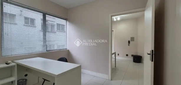 Sala Comercial à venda, 24m² no Petrópolis, Porto Alegre