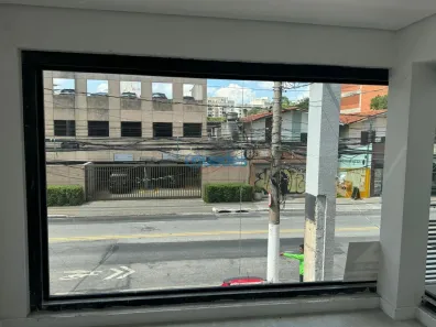 Casa com 1 Quarto para alugar, 400m² no Chácara Santo Antônio (Zona Sul), São Paulo