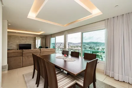 Apartamento com 3 Quartos à venda, 123m² no Petrópolis, Porto Alegre