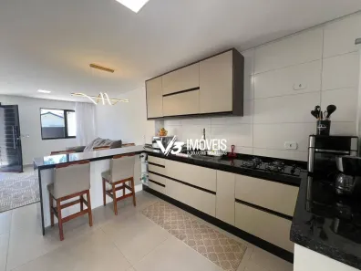 Sobrado com 3 Quartos à venda, 130m² no Caiobá, Matinhos