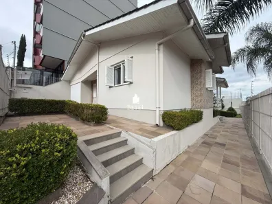 Casa com 3 Quartos à venda, 173m² no Vinhedos, Caxias do Sul