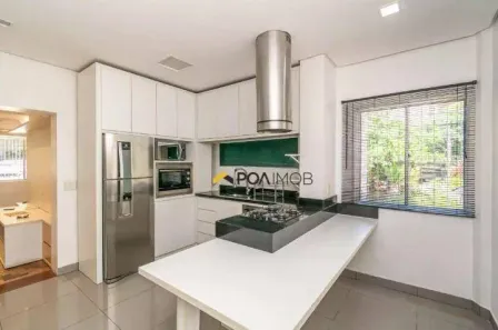 Casa com 2 Quartos para alugar, 218m² no Rio Branco, Porto Alegre