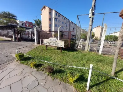 Apartamento com 2 Quartos à venda, 34m² no Vila Nova, Porto Alegre
