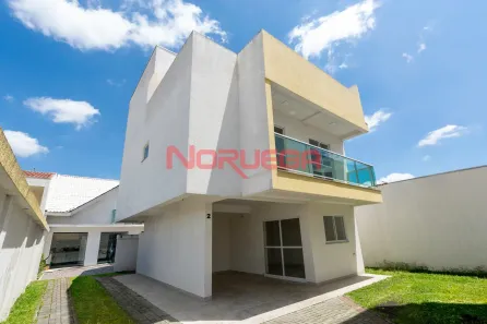Casa com 3 Quartos para alugar, 135m² no Pinheirinho, Curitiba