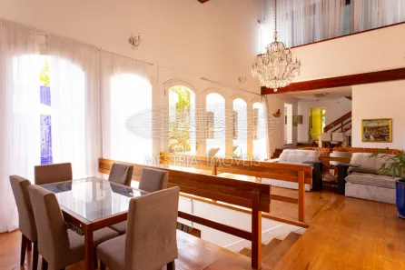 Casa com 4 Quartos para alugar, 650m² no Jardim Guedala, São Paulo