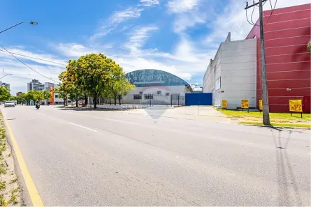 Galpão/Depósito/Armazém à venda, 4500m² no Novo Mundo, Curitiba