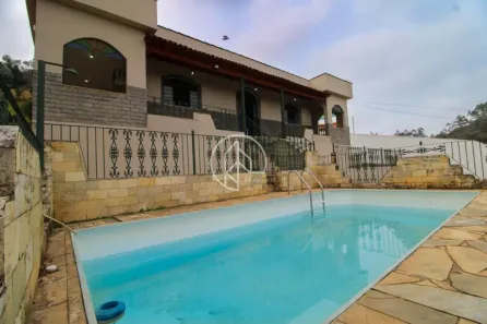 Fazenda/Sítio com 3 Quartos à venda, 160m² no Novo Horizonte, Juiz de Fora