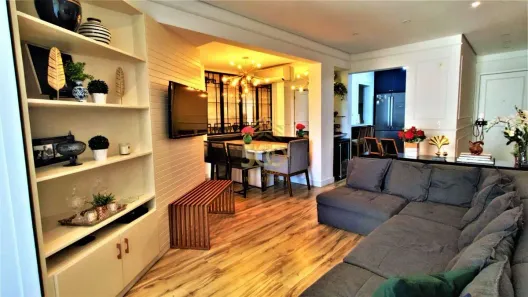 Apartamento com 3 Quartos à venda, 110m² no Coqueiros, Florianópolis