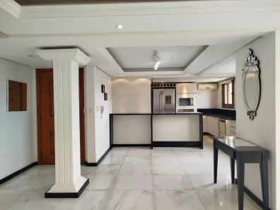 Apartamento com 3 Quartos para alugar, 237m² no Passo da Areia, Porto Alegre