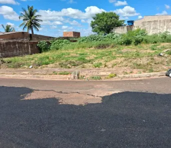 Lote/Terreno à venda, 132m² no Residencial Jardim Jussara, Bauru