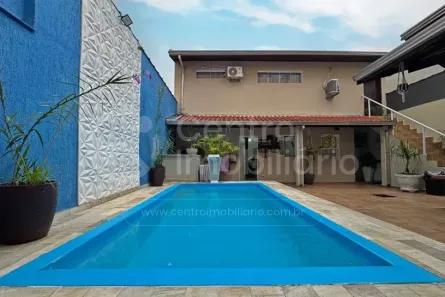Casa com 2 Quartos à venda, 278m² no Centro, Peruíbe