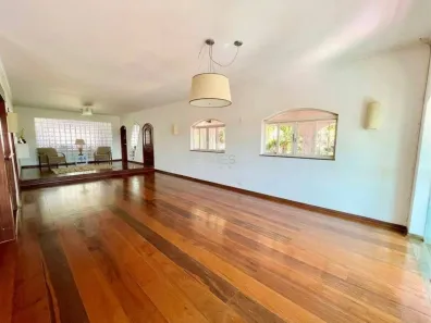 Casa com 4 Quartos para venda ou aluguel, 375m² no Lagos de Santa Helena, Bragança Paulista
