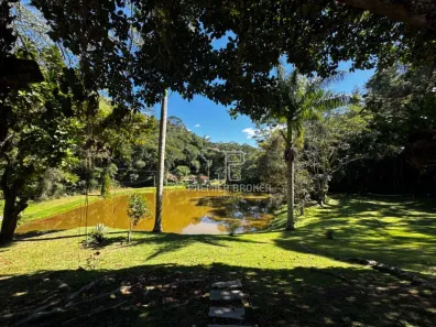 Fazenda/Sítio com 4 Quartos à venda, 700m² no Pessegueiros, Teresópolis