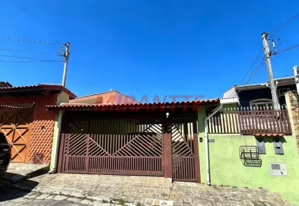 Sobrado com 3 Quartos à venda, 210m² no Santa Teresinha, São Paulo