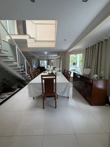 Casa de Condomínio com 3 Quartos à venda, 250m² no Campo Grande, Rio de Janeiro