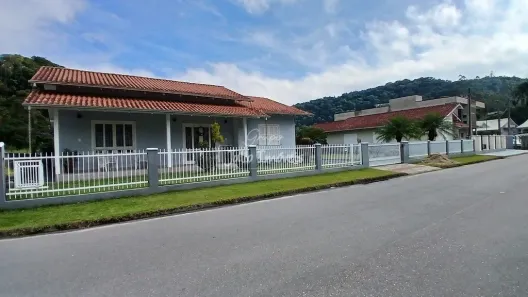 Casa com 3 Quartos à venda, 172m² no Dom Joaquim, Brusque