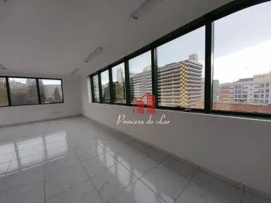 Sala Comercial para alugar, 42m² no Centro Histórico, Porto Alegre