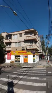 Imóvel Comercial com 6 Quartos à venda, 600m² no Rio Branco, Porto Alegre
