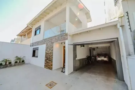 Casa com 2 Quartos para alugar, 243m² no Sarandi, Porto Alegre