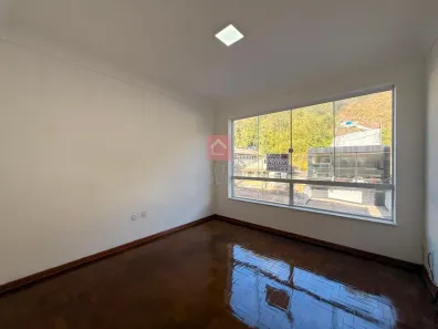 Apartamento com 1 Quarto para alugar, 40m² no Coronel Veiga, Petrópolis