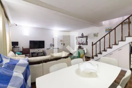 Casa com 3 Quartos à venda, 150m² no Cidade São Francisco, São Paulo