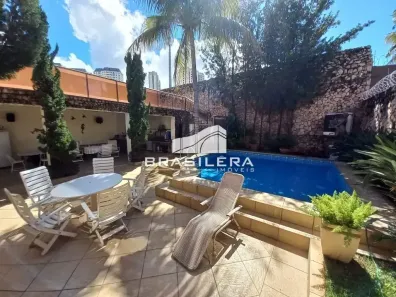 Sobrado com 4 Quartos à venda, 530m² no Nova Suiça, Goiânia