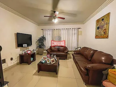Sobrado com 3 Quartos à venda, 256m² no Santa Maria, Santo André