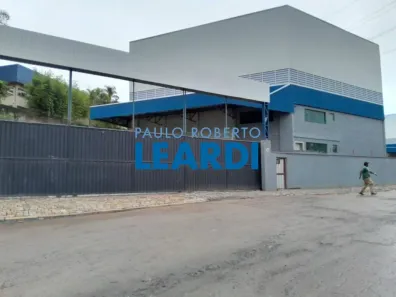 Galpão/Depósito/Armazém à venda, 820m² no Parque Paraíso, Itapecerica da Serra