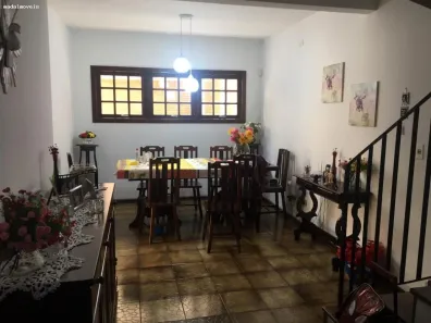 Casa com 3 Quartos à venda, 250m² no Vila Oliveira, Mogi das Cruzes